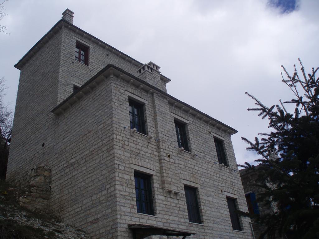 Casa Lanoi Hotel Sirako Bagian luar foto